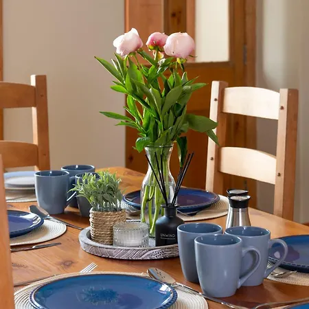 Casa de Férias Spacious & Luxurious Terraced Town House Penrith