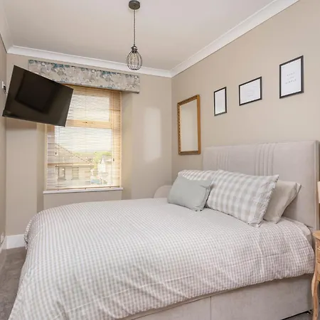 Spacious & Luxurious Terraced Town House * Penrith